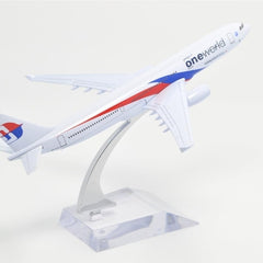 Malaysia One World A330 Aeroplane Diecast Model 16 CM