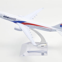Malaysia One World A330 Aeroplane Diecast Model 16 CM