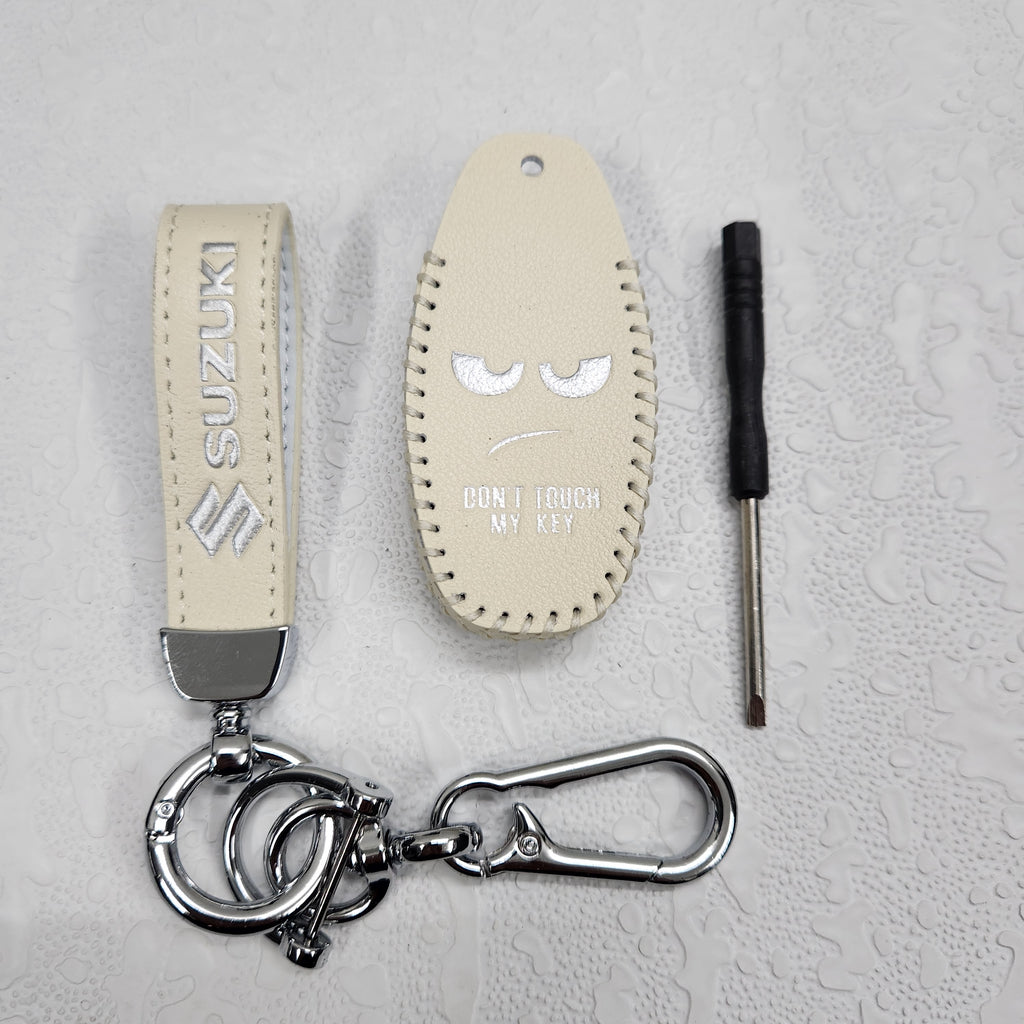 Suzuki Ciaz/Baleno/Scross 3 Button Key Luxury Handmade Oilwax Leather Keycase with Logo, Caption, Hook, and Chain