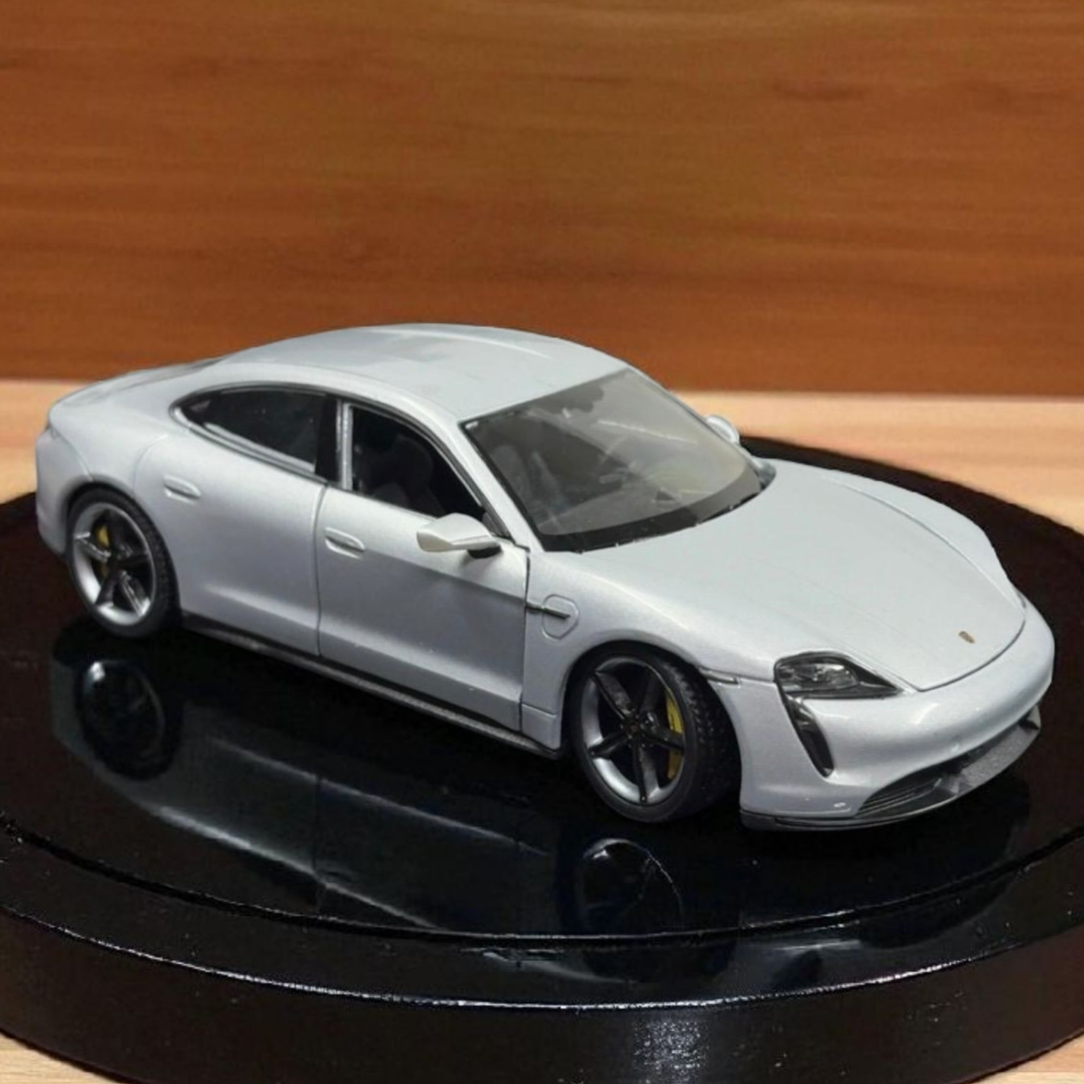 Porsche Taycan Turbo S Silver Licensed Welly 1:24 Diecast Scale Model