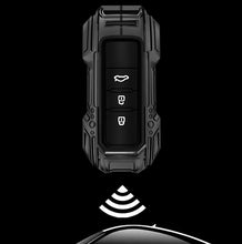Load image into Gallery viewer, MG Hector v1.0 Premium Batman Metal Alloy Keycase with Holder &amp; Rope Chain