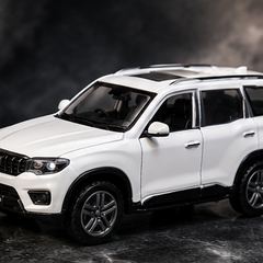 Big Daddy of SUV SN Diecast Car 1:32 (12x5 cm)
