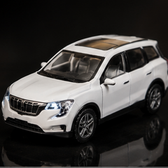 Big Daddy of SUV 700 Diecast Car 1:32 (12x5 cm)