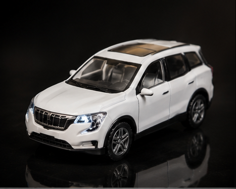 Big Daddy of SUV 700 Diecast Car 1:32 (12x5 cm)