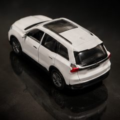 Big Daddy of SUV 700 Diecast Car 1:32 (12x5 cm)