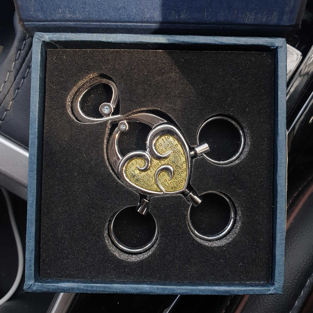 Luxury Metal Keychain Heart Shape